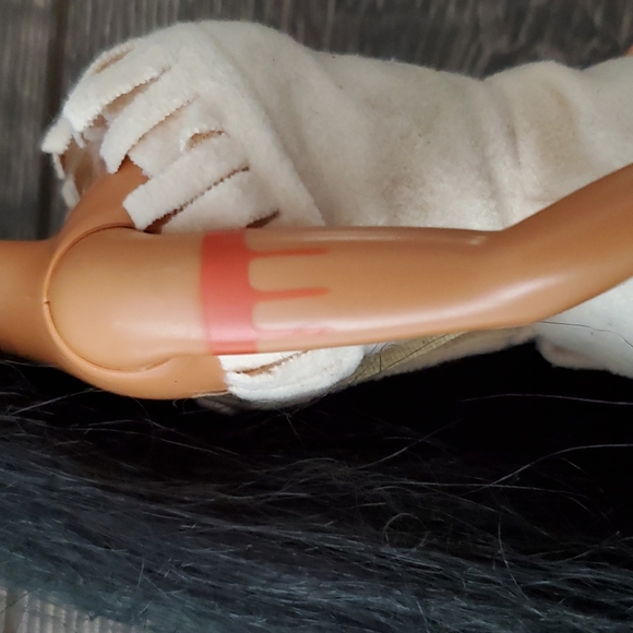 VINTAGE 🍂 Disney 12" Pocahontas Mattel Barbie Doll 1966 - Picture 3 of 7